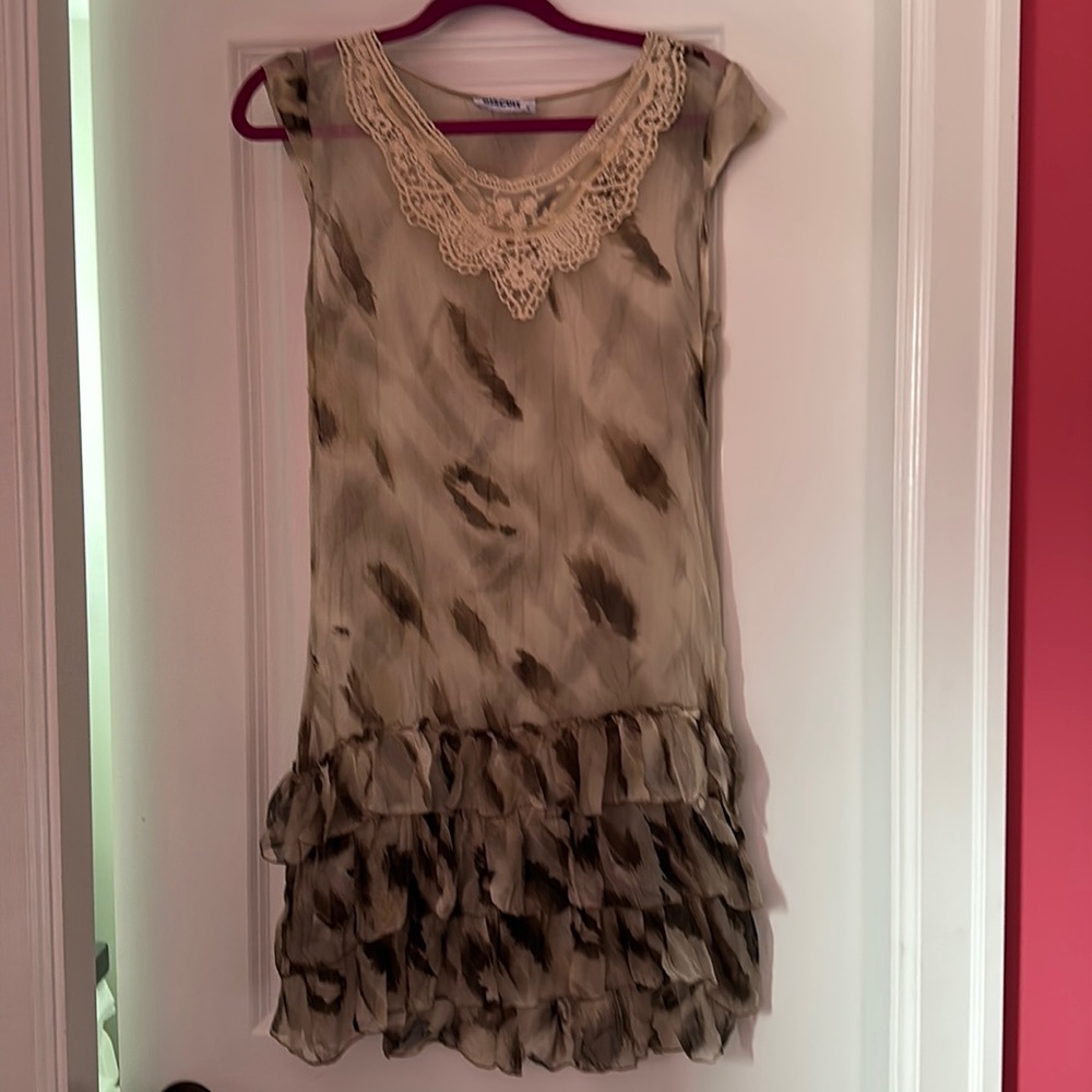 Thin dress